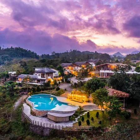 Bakhan Village Resort Mai Châu Bagian luar foto